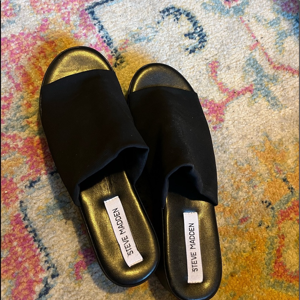 Steve Madden Black Slinky Platforms